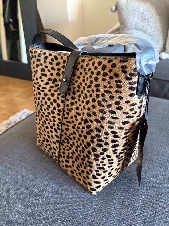 Jenni Kayne Handbags - Jenni Kayne Mini Pony Hair Bucket Bag in Cheetah Print NWT
